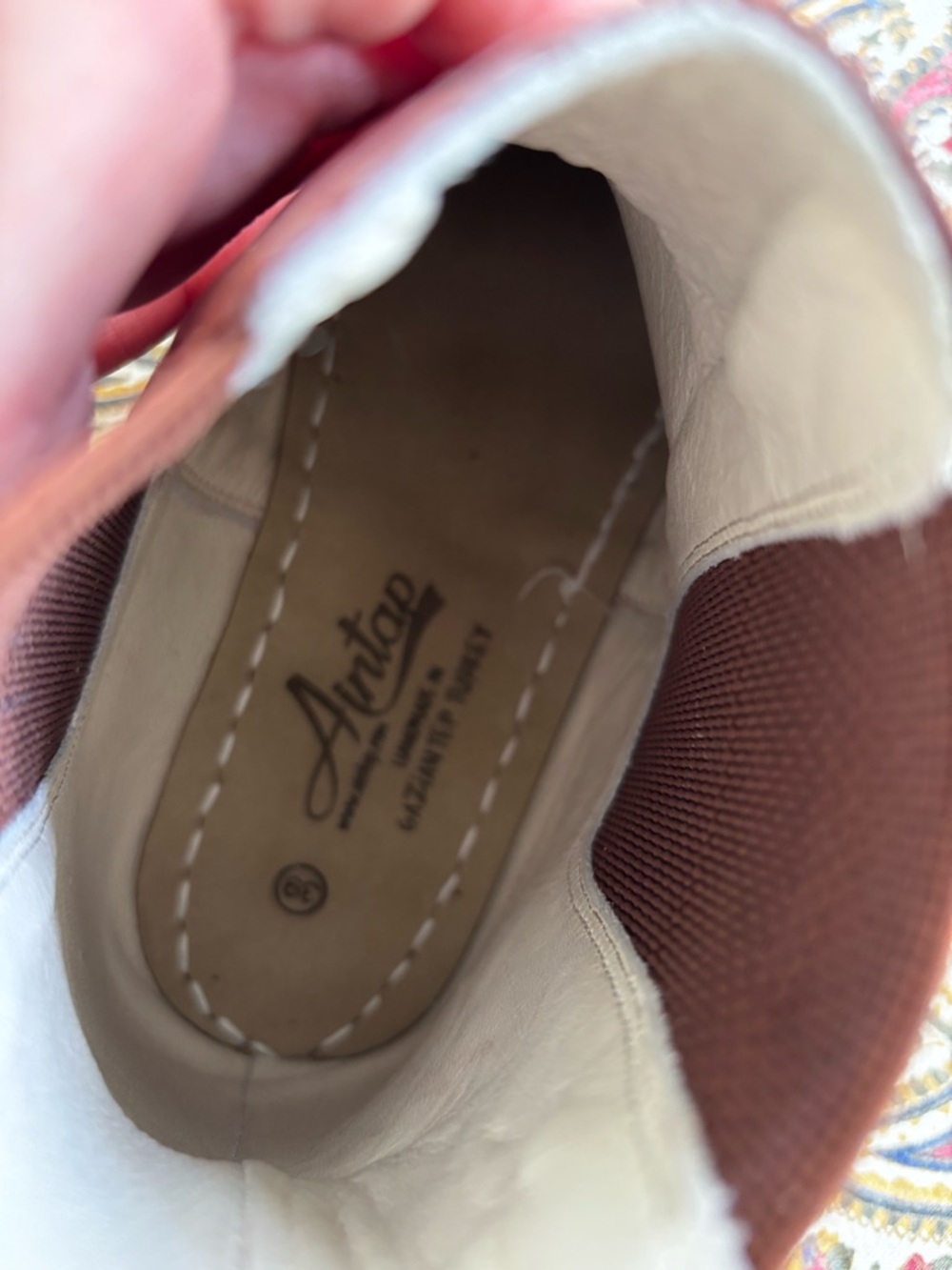 Aintap Feel Barefoot Chelsea Boots NWOT - Picture 5 of 8